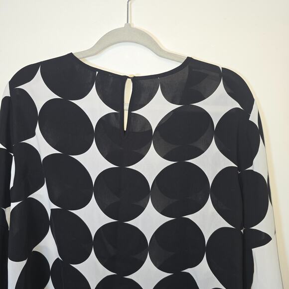 Chicos Polka Dot Ruffle Sleeve Blouse Size XL Black White Geometric Top - Picture 6 of 9